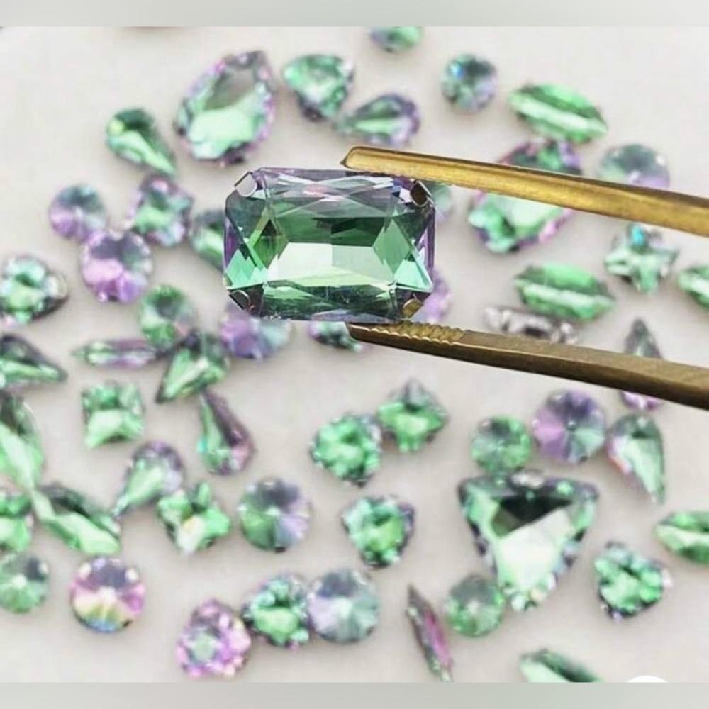 Decorative Iridescent Green & Purple Rhinestones | DIY & Sewing | New | 50 Pcs. - Picture 6 of 6